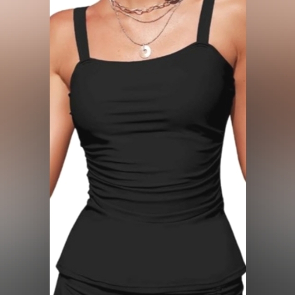 🆕️Tankini Long-Length Top Only – Black – Size Medium NWT - Picture 1 of 2